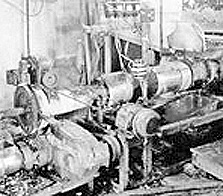 普通作坊“臟亂差”，生產(chǎn)設(shè)備落后